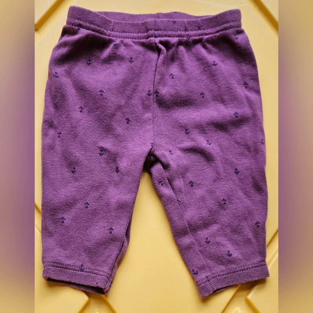 7 piece little Girls Newborn ( 0 M ) Carter's Bottoms